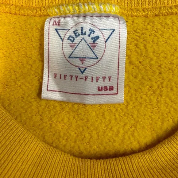 Delta Yellow Crew Neck Sweater with Tree Design Wild Hare Vintage Medium - Picture 7 of 8